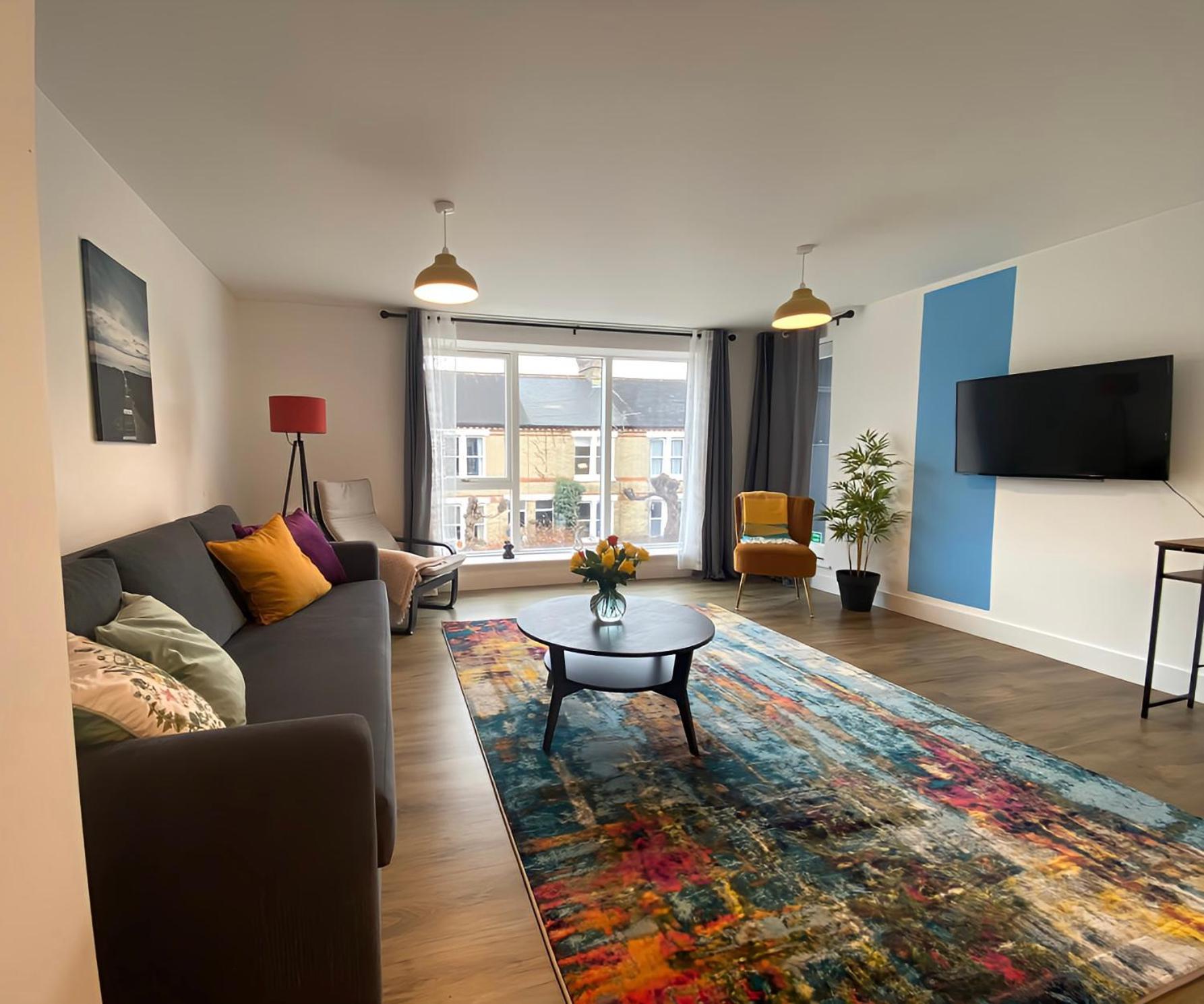 Cambridge Stays Riverside Apart Hotel With 2Br Flats At The City Centre-Parking-Balcony Exterior foto